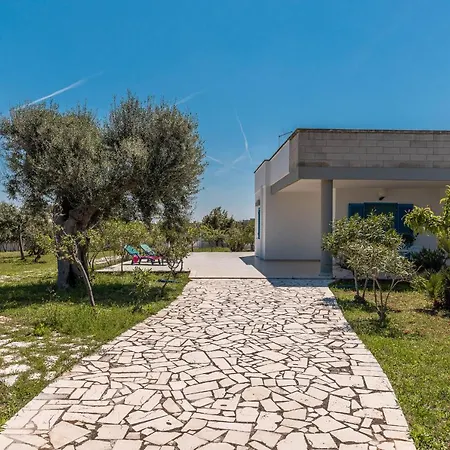 Bed Biancaneve 7 Villanova di Ostuni